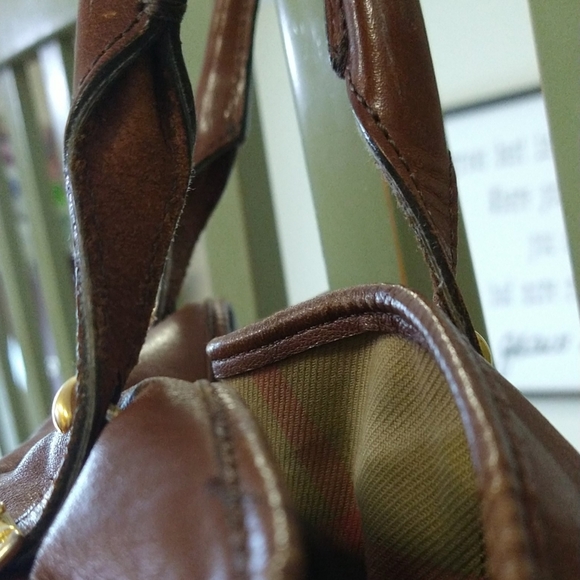 AVAILABLE!! SEE CLOSET Burberry Handbag - Picture 15 of 16